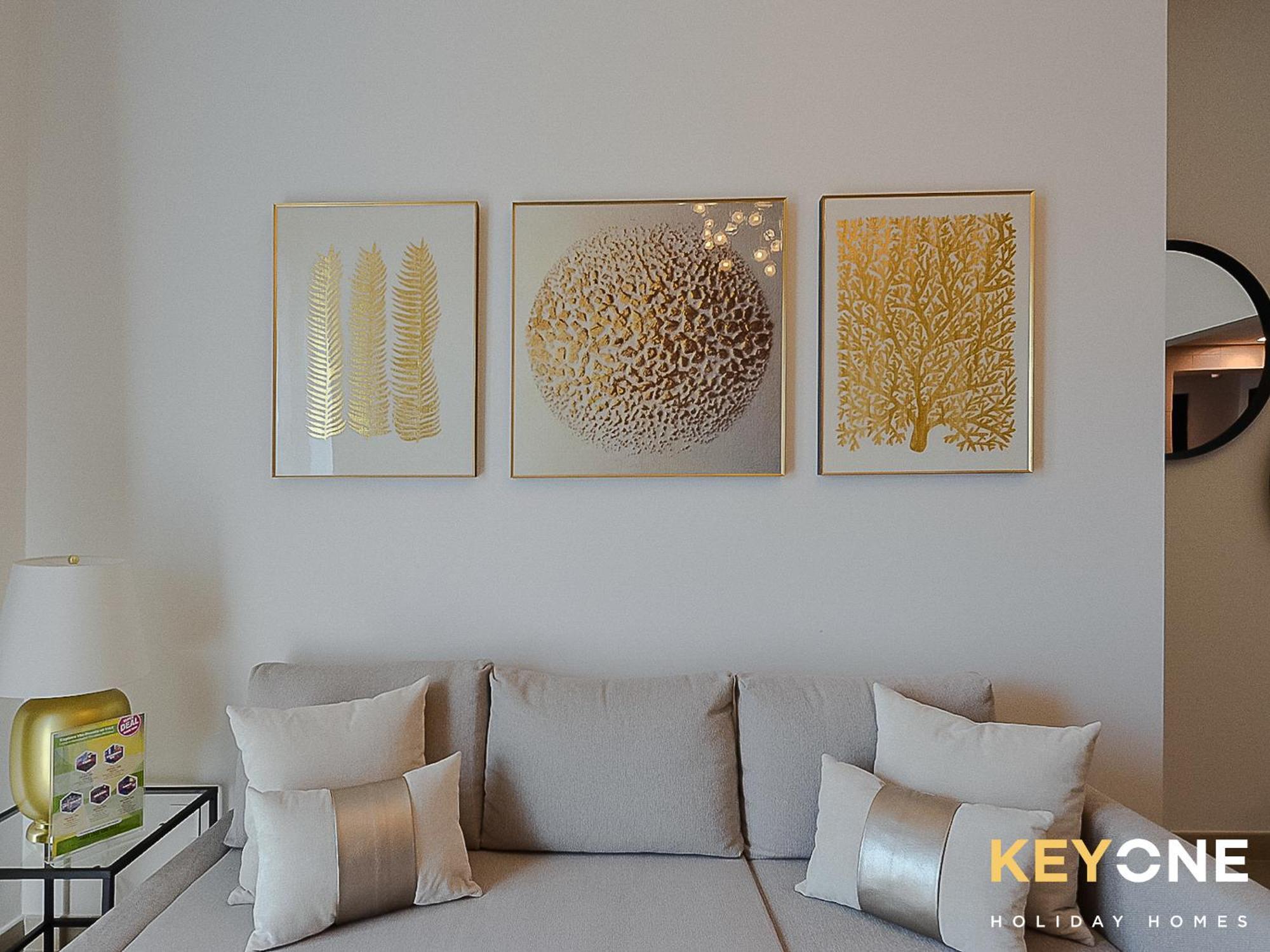 KeyOne - 1BR in Sparkle Tower Dubai Exterior foto